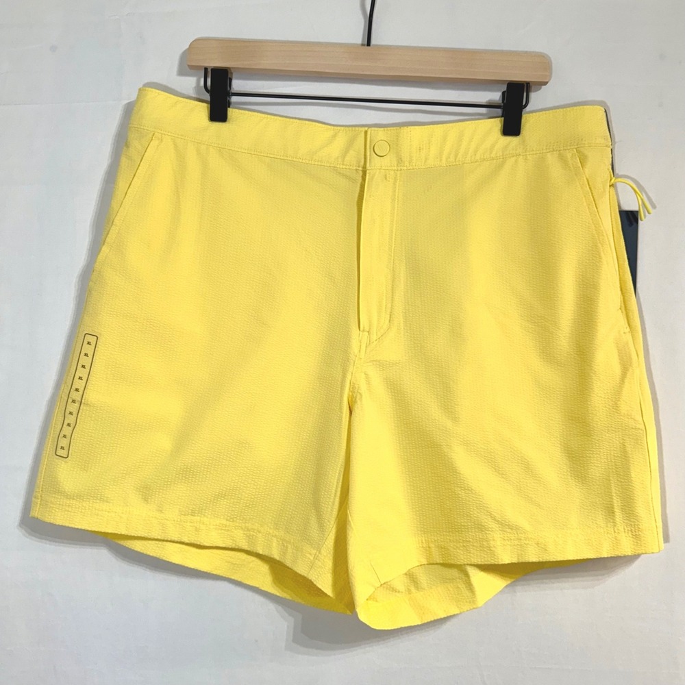 VRST Mens Seersucker Golf Shorts Yellow Size XL 6" Inseam Resort Short NEW